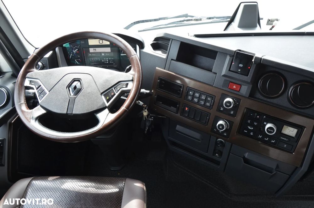 Renault T 480 CONFORT / 2017r / XENON / LED / ACC / SKÓRY / DE / 9620 - 26