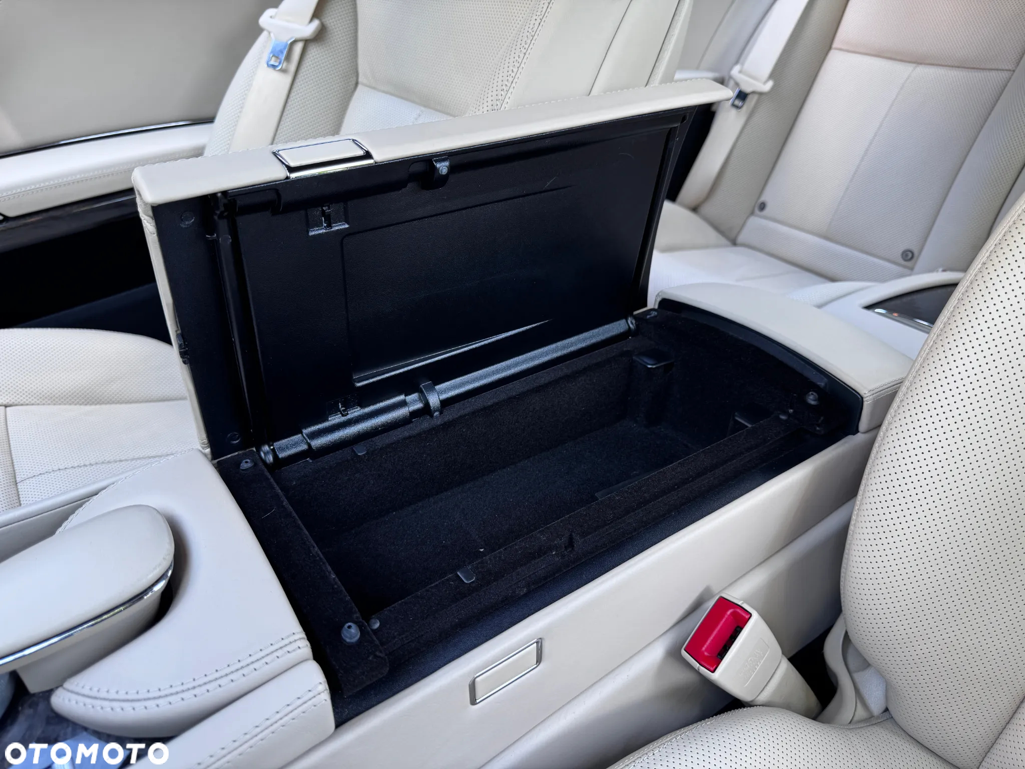 Mercedes-Benz CL 500 4-Matic BlueEff - 30
