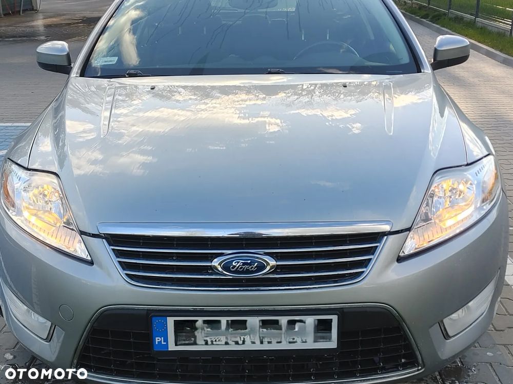Ford Mondeo 2.0 Ghia - 8