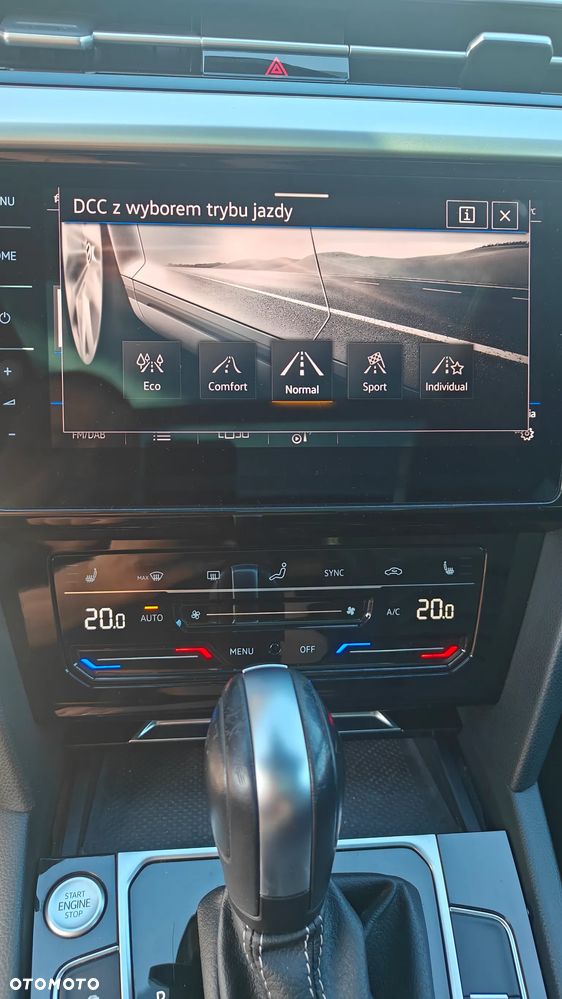 Volkswagen Arteon 2.0 TDI SCR 4Motion DSG R-Line - 24