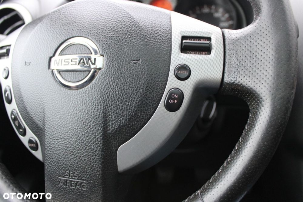 Nissan Qashqai 2.0 dCi 4 x 4 DPF tekna - 39