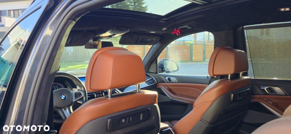 BMW X7 M50i sport - 21
