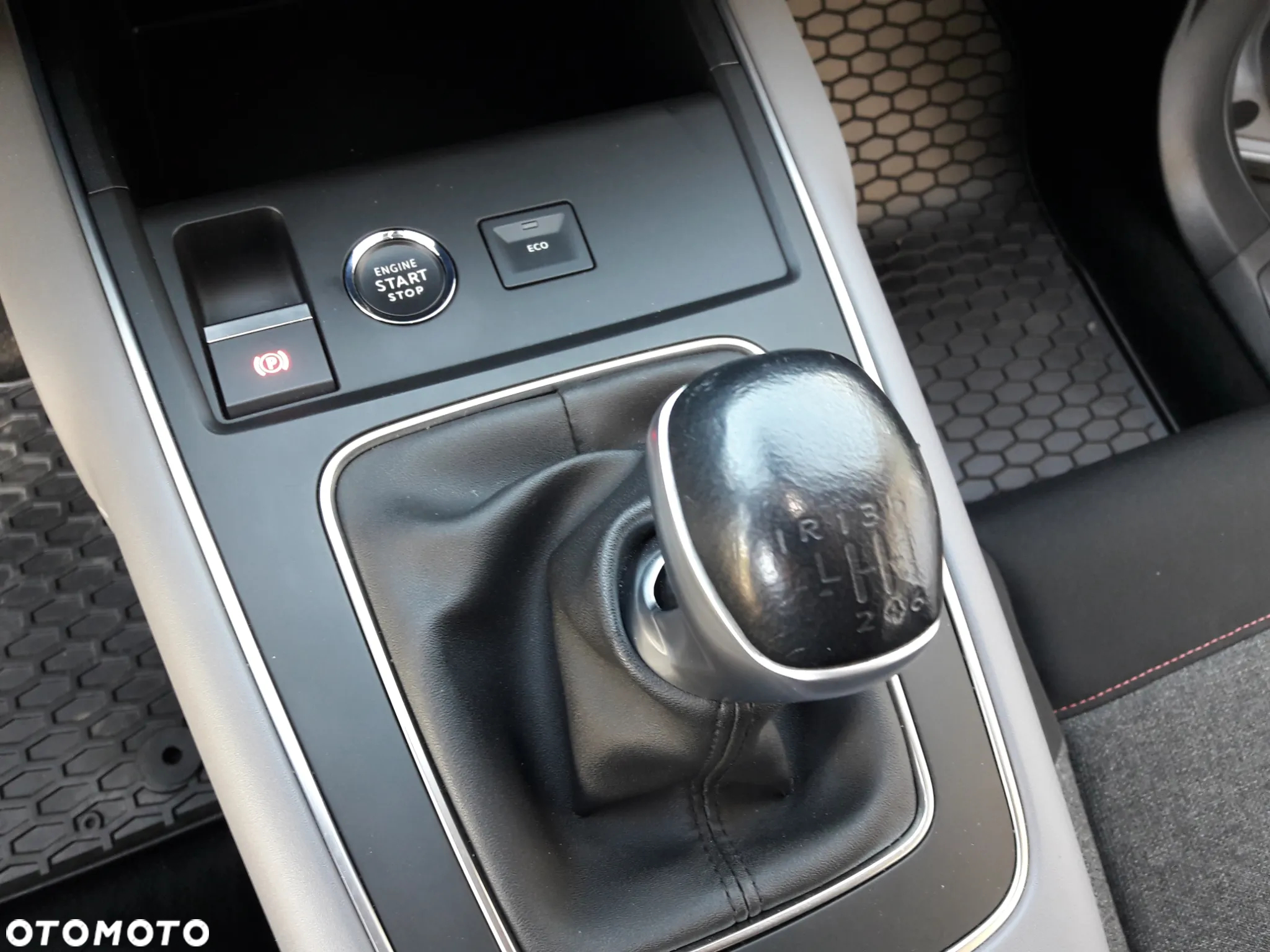 Citroën C5 Aircross 1.5 BlueHDi Shine - 13