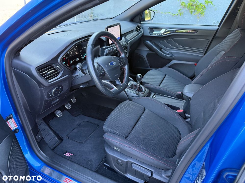 Ford Focus 1.5 EcoBoost STart-Stopp-System ST-LINE - 11