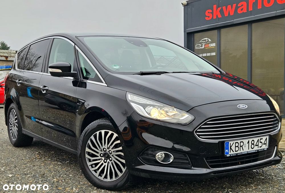 Ford S-Max - 21