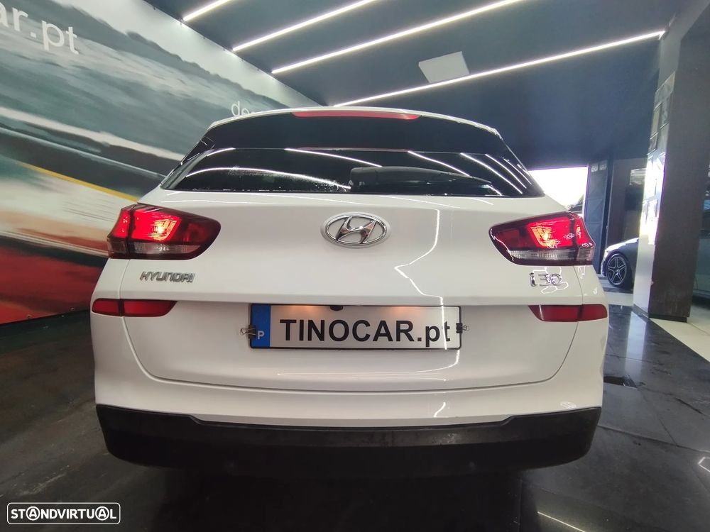 Hyundai i30 SW 1.6 CRDi Style - 12