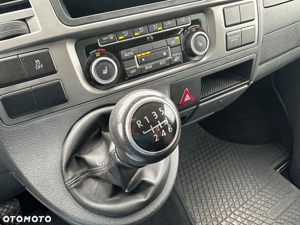 Volkswagen Caravelle L1 Comfortline - 10