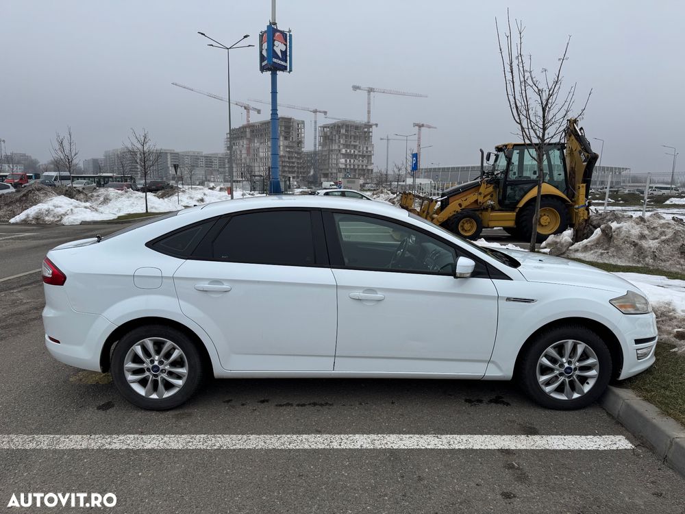 Ford Mondeo 2.0 TDCI Trend - 3