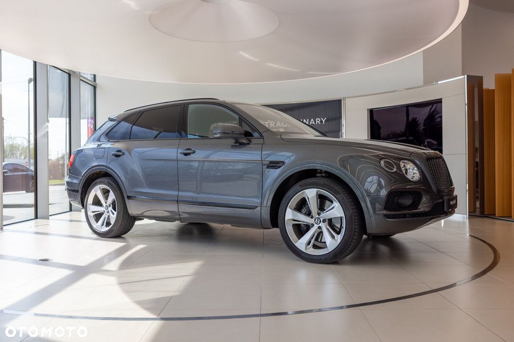 Bentley Bentayga - 4