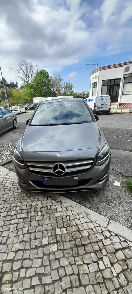Mercedes-Benz B 180 d Style - 3