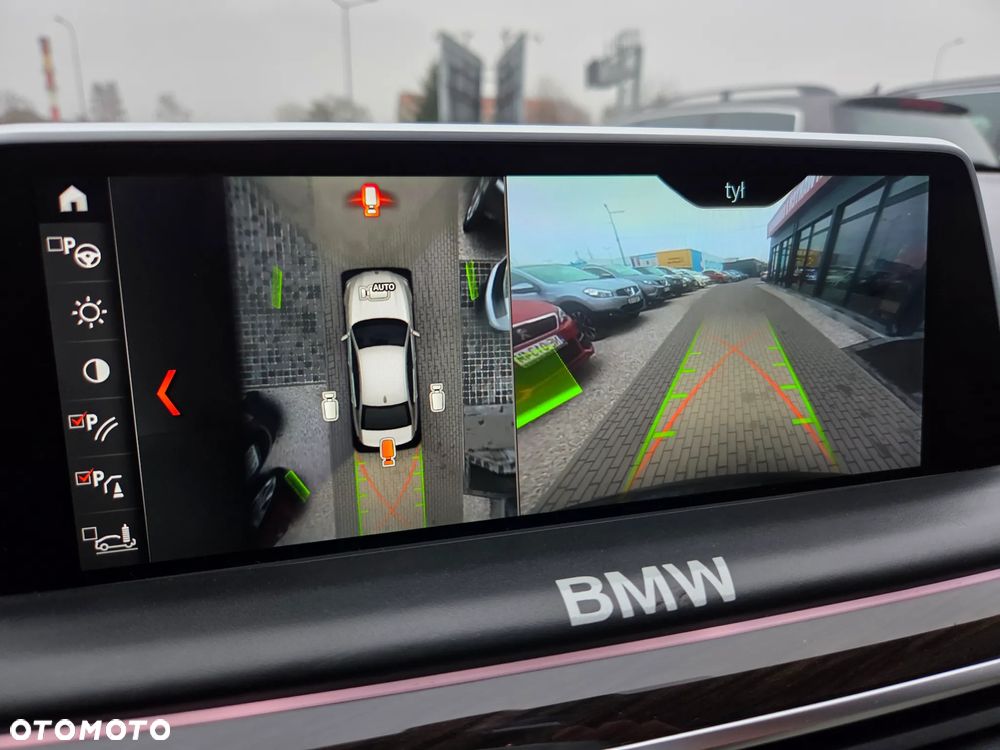 BMW Seria 7 740d xDrive - 31