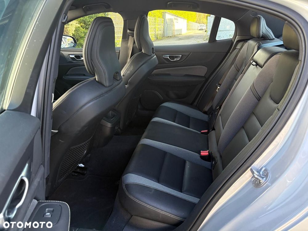 Volvo S60 - 12