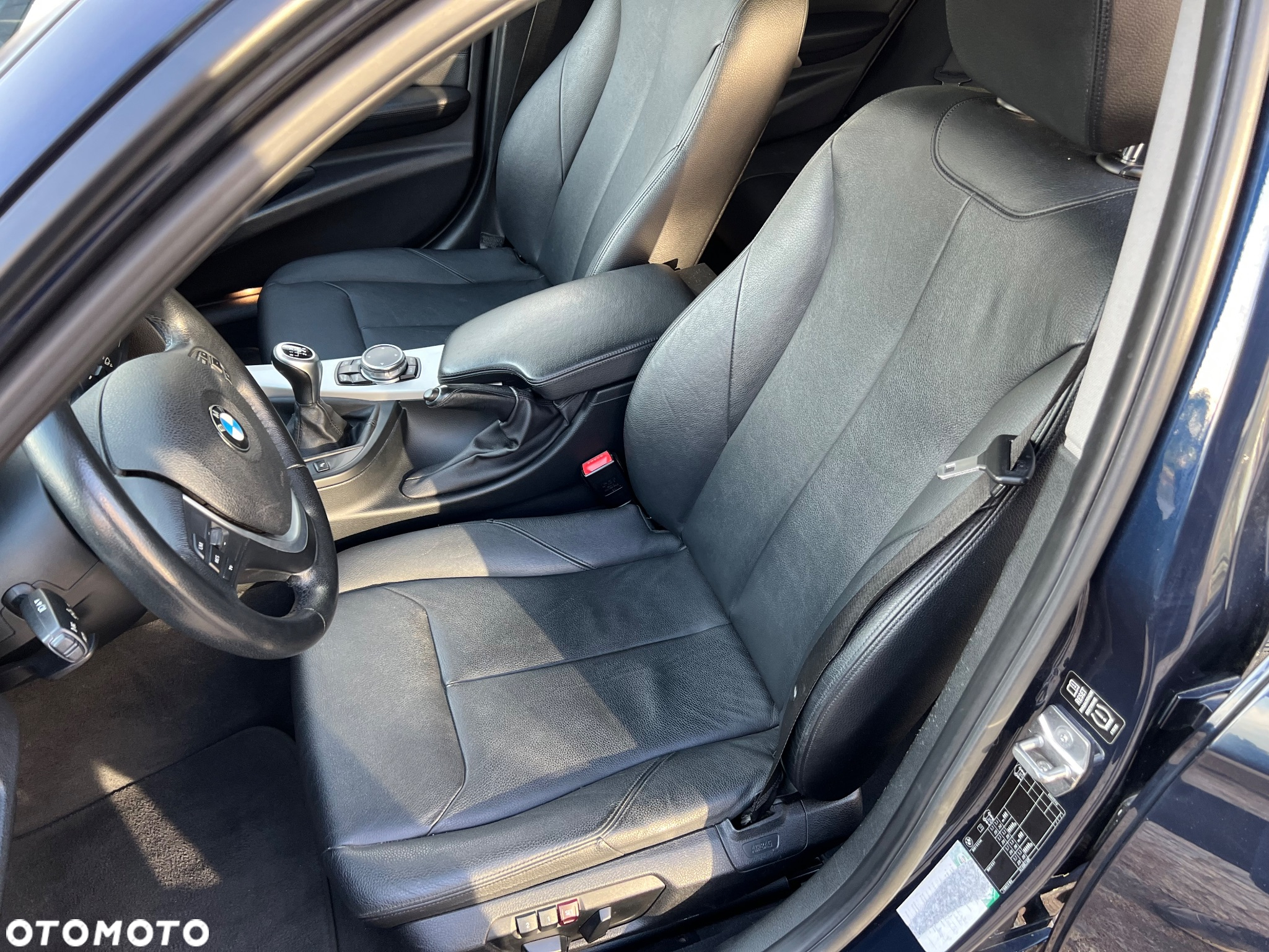 BMW Seria 3 320d Efficient Dynamics - 24