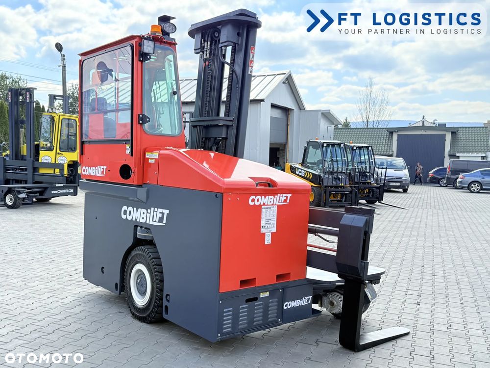 Combilift WÓZEK CZTEROKIERUNKOWY - WIELOKIERUNKOWY | COMBILIFT C3000ET | TYLKO 362 MOTOGODZINY! | ELEKTRYCZNY | TRIPLEX 5940MM | SZEROKI POZYCJONER WIDEŁ 3350MM | WOLNY SKOK | STAN IDEALNY | Szeroka oferta wózków czterokierunkowych i bocznych, dopasowanych do różnorodnych potrzeb i zastosowań - 7