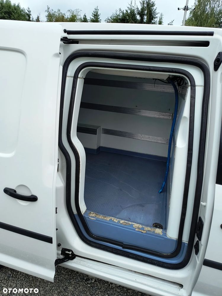 Volkswagen Caddy - 15