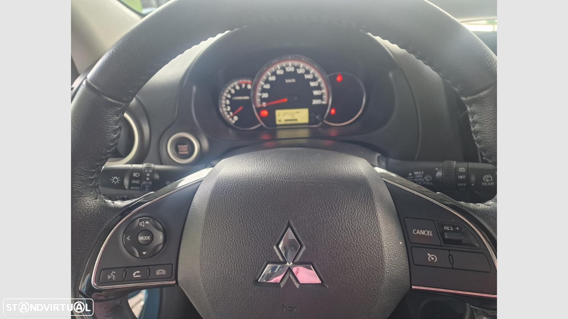Mitsubishi Space Star 1.2 Connect Edition - 12