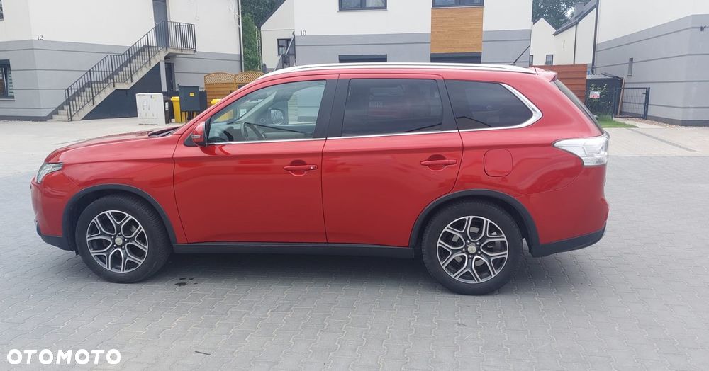 Mitsubishi Outlander 2.0 Intense + 4WD CVT - 4