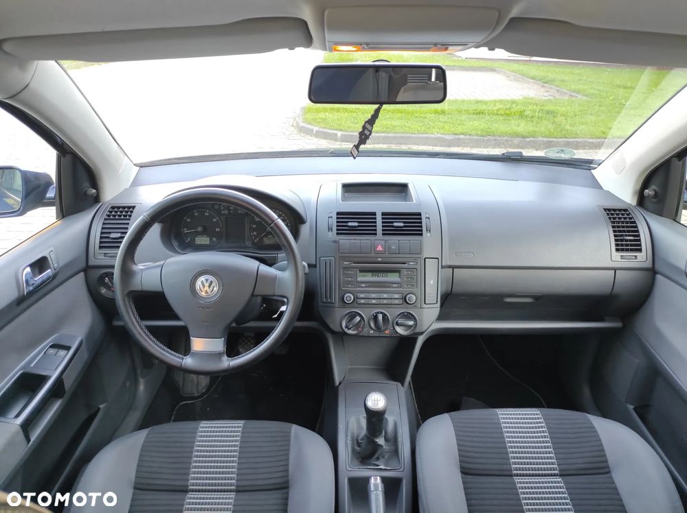 Volkswagen Polo - 10