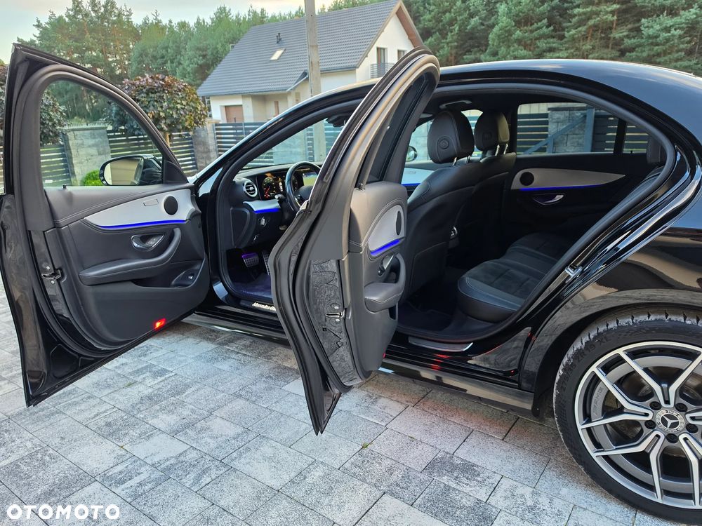 Mercedes-Benz Klasa E 220 d 4-Matic AMG - 23