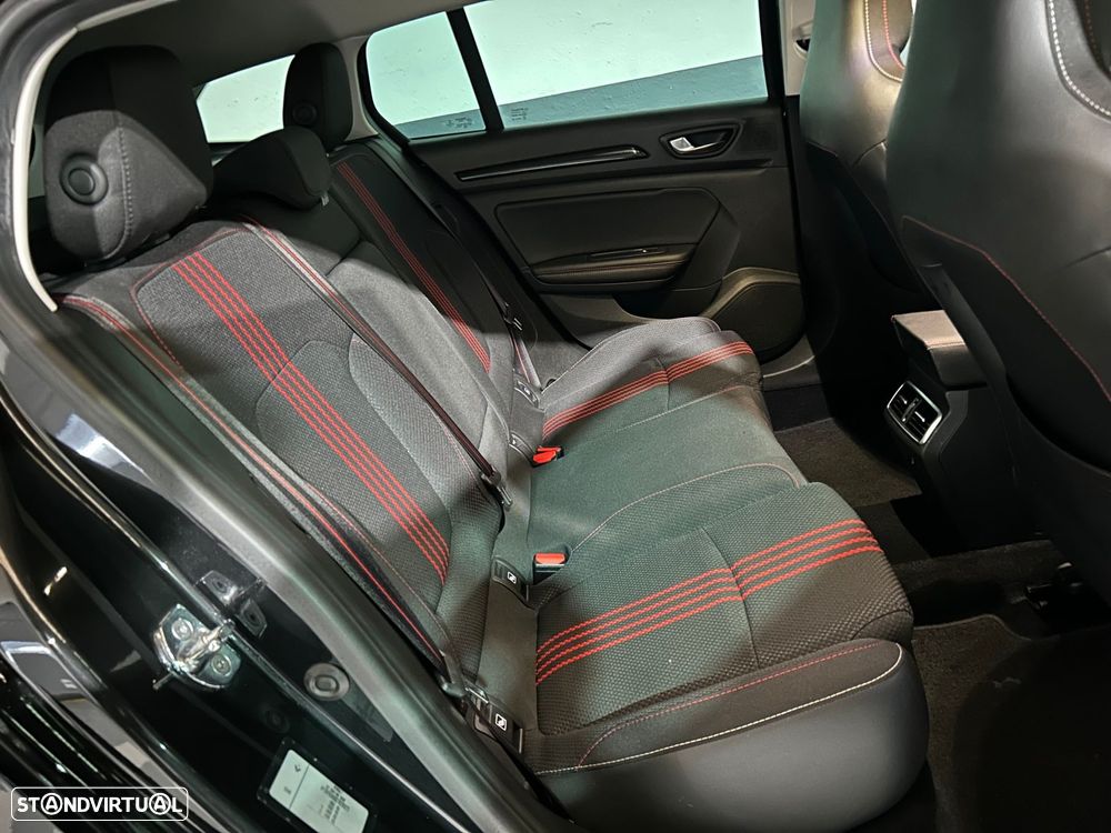 Renault Mégane Sport Tourer 1.3 TCe R.S. Line - 19