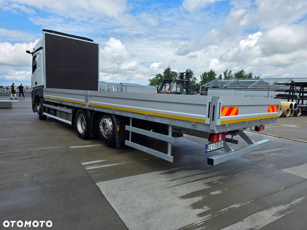 Mercedes-Benz Actros - 20