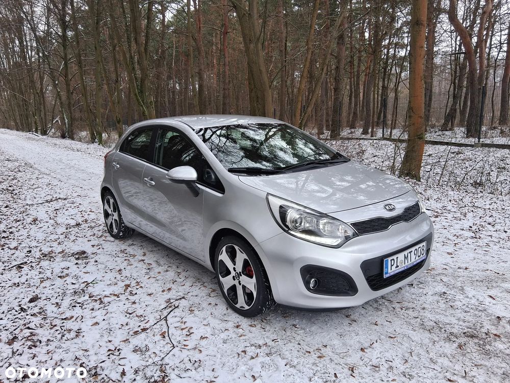 Kia Rio - 14
