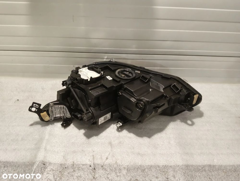 Volkswagen Golf VIII GTE FULL LED PRZÓD STRONA PRAWA LAMPA PRZÓD 5H1941060B - 7