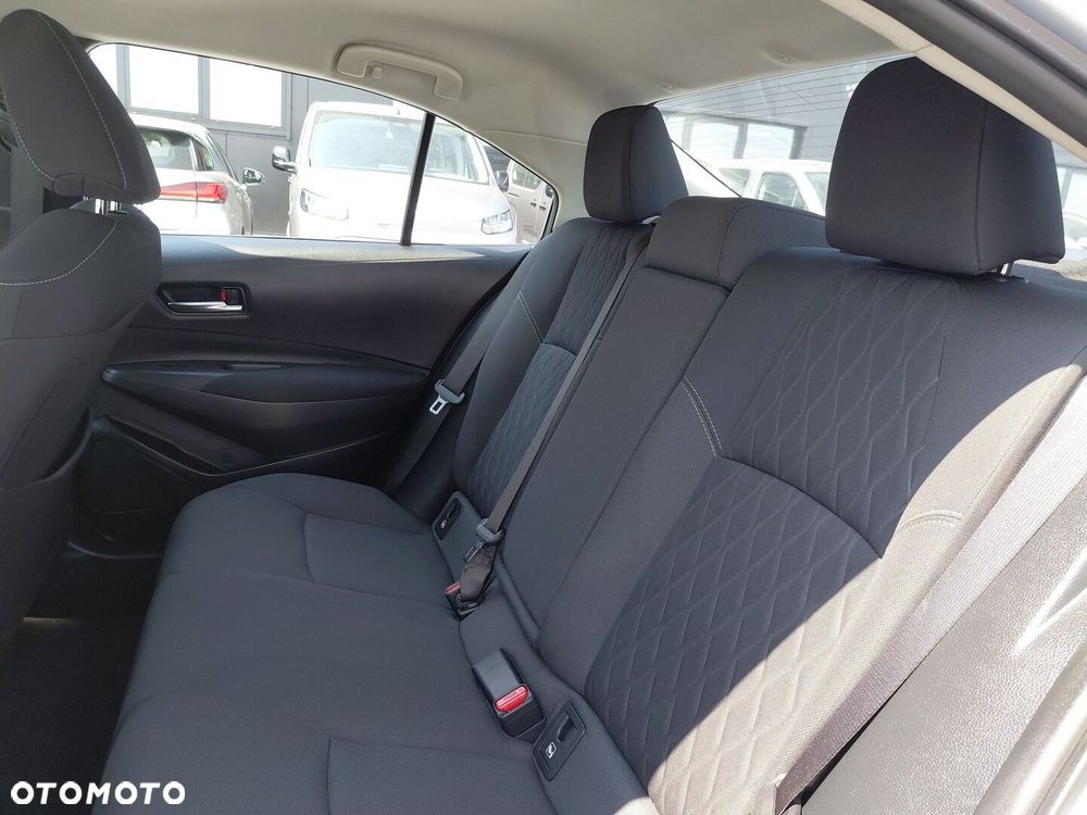 Toyota Corolla - 14