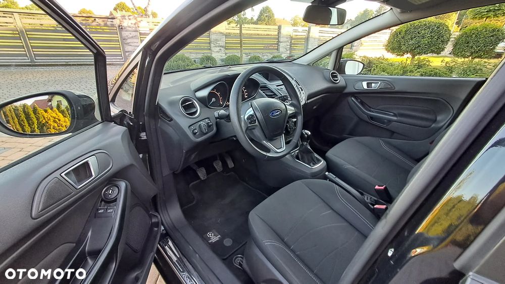 Ford Fiesta 1.25 Champions Edition - 5