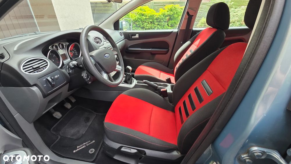 Ford Focus 1.4 16V Style+ - 20