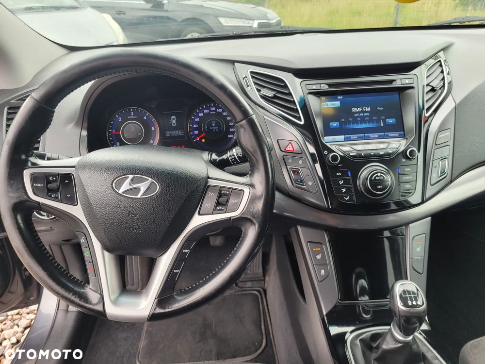 Hyundai i40 - 11