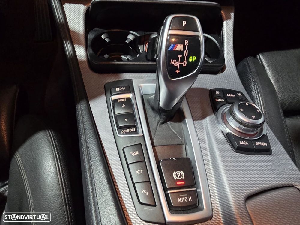 BMW M550d xDrive Auto - 14