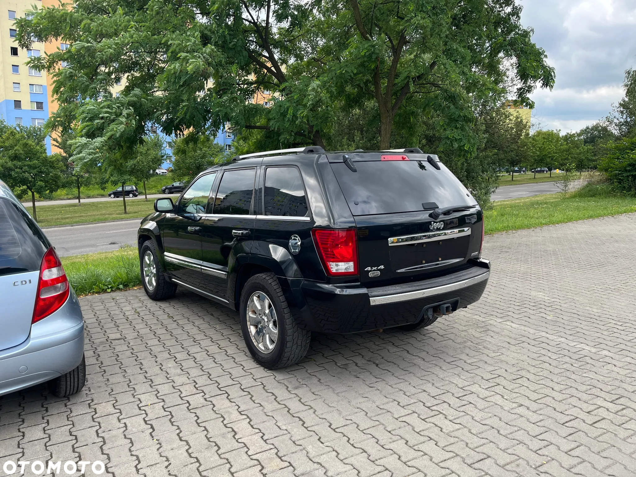 Jeep Grand Cherokee 5.7 V8 HEMI 4WD Automatik Overland - 38
