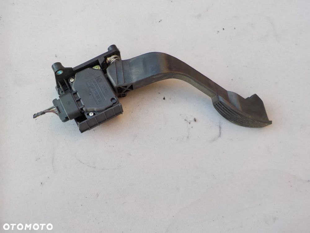 potencjometr pedału gazu ford ka II mk2 1,3 tdci 2010r - 1
