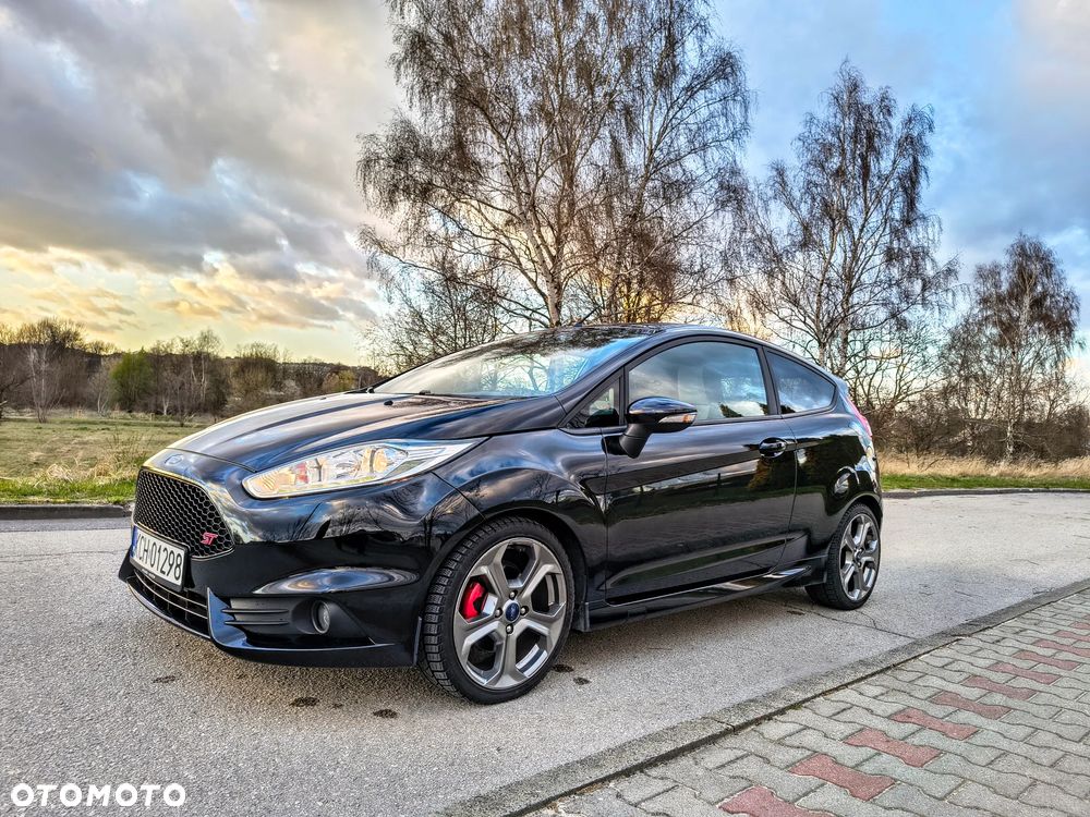 Ford Fiesta 1.6 EcoBoost ST - 30