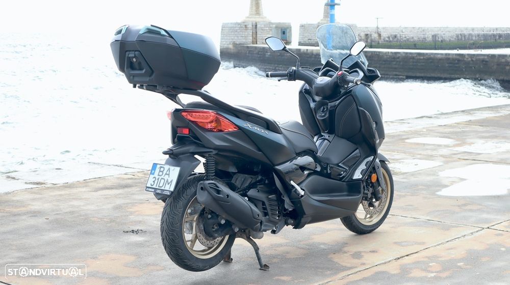 Yamaha X-Max Tech Max - 13