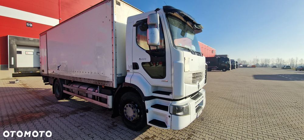 Renault Premium - 2