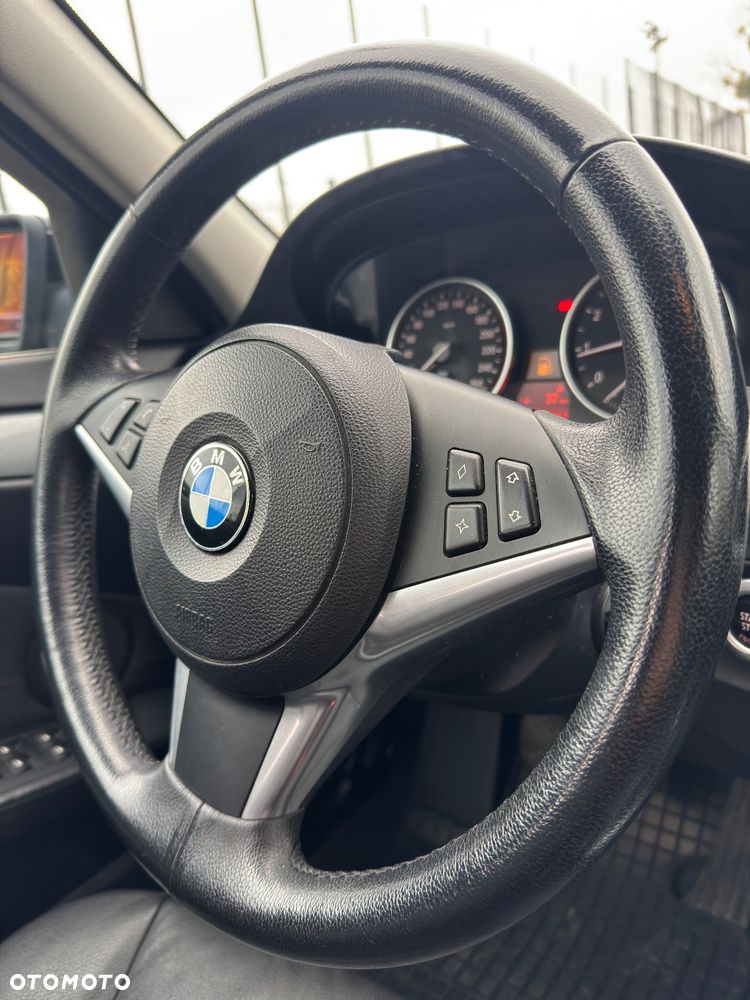 BMW Seria 5 - 16