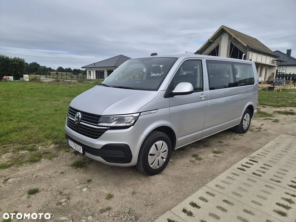 Volkswagen Caravelle - 9