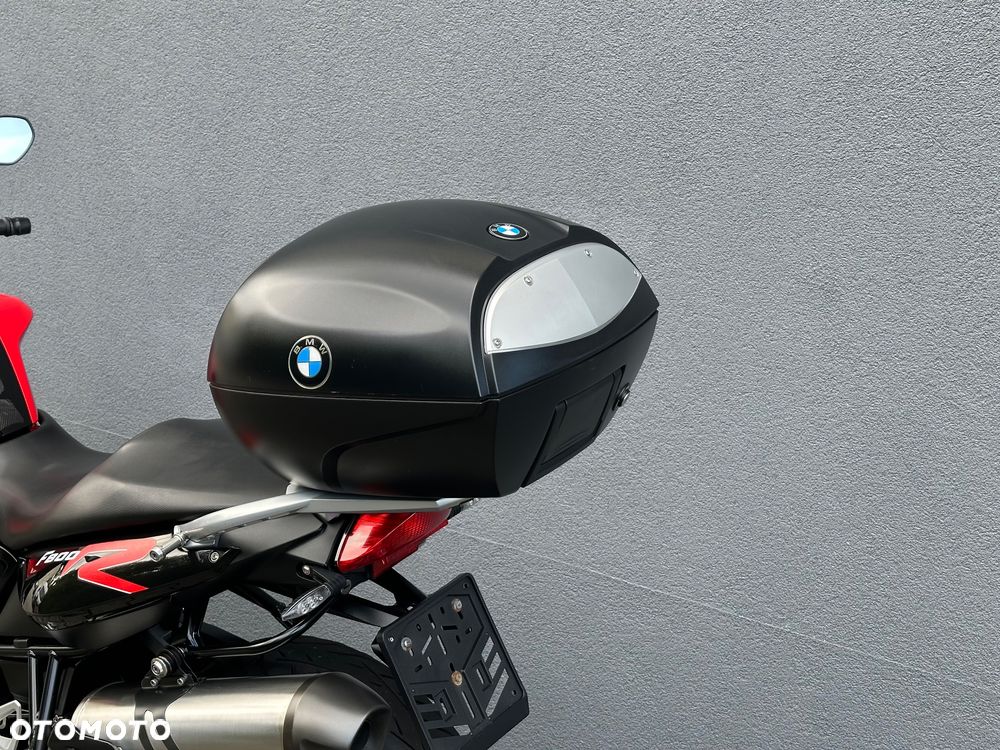 BMW F - 13