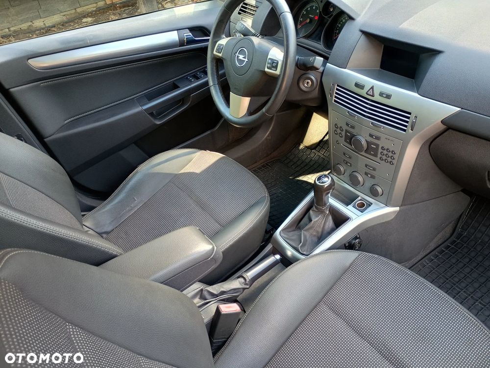 Opel Astra - 14