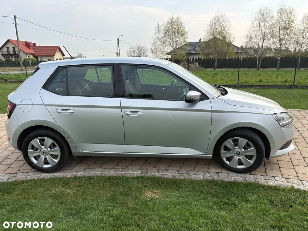Skoda Fabia 1.0 TSI Ambition - 4