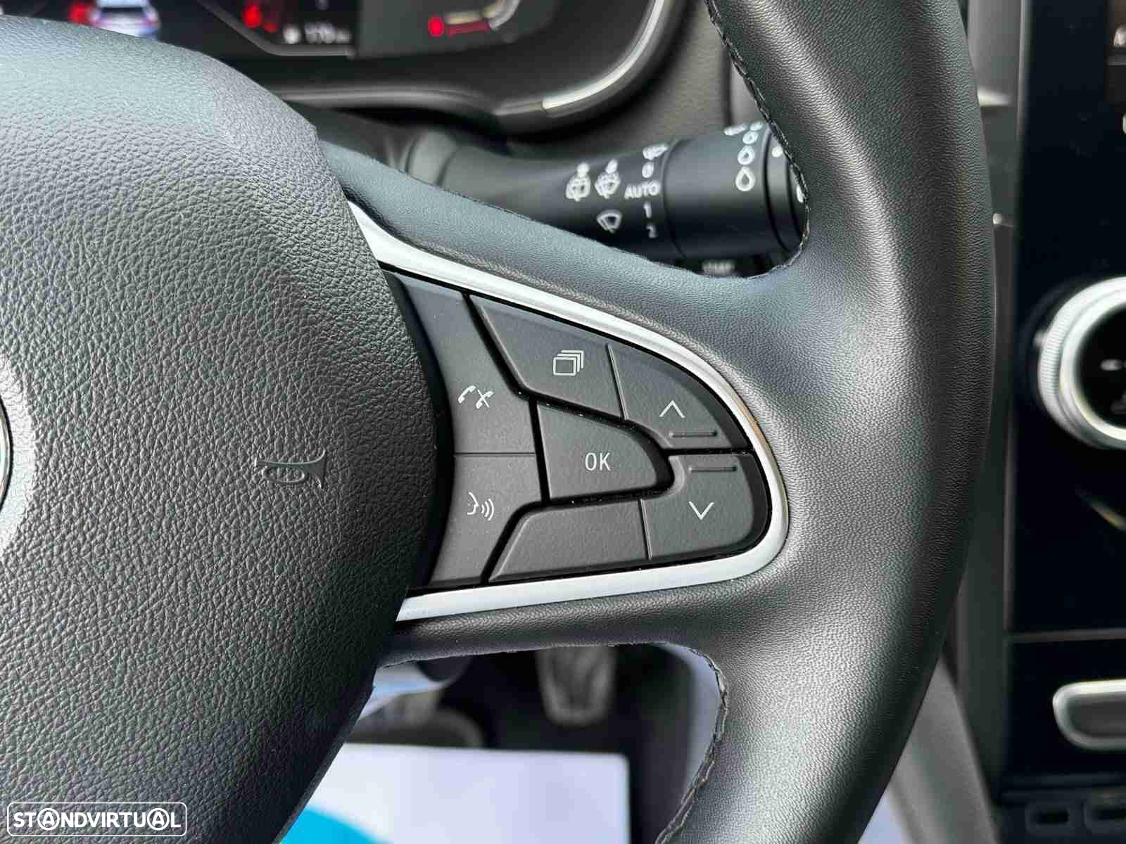 Renault Mégane 1.5 Blue dCi Equilibre EDC - 14