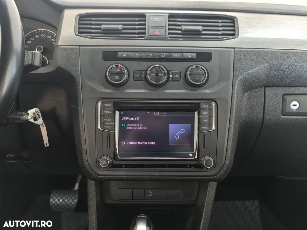 Volkswagen Caddy 2.0 TDI DSG - 13