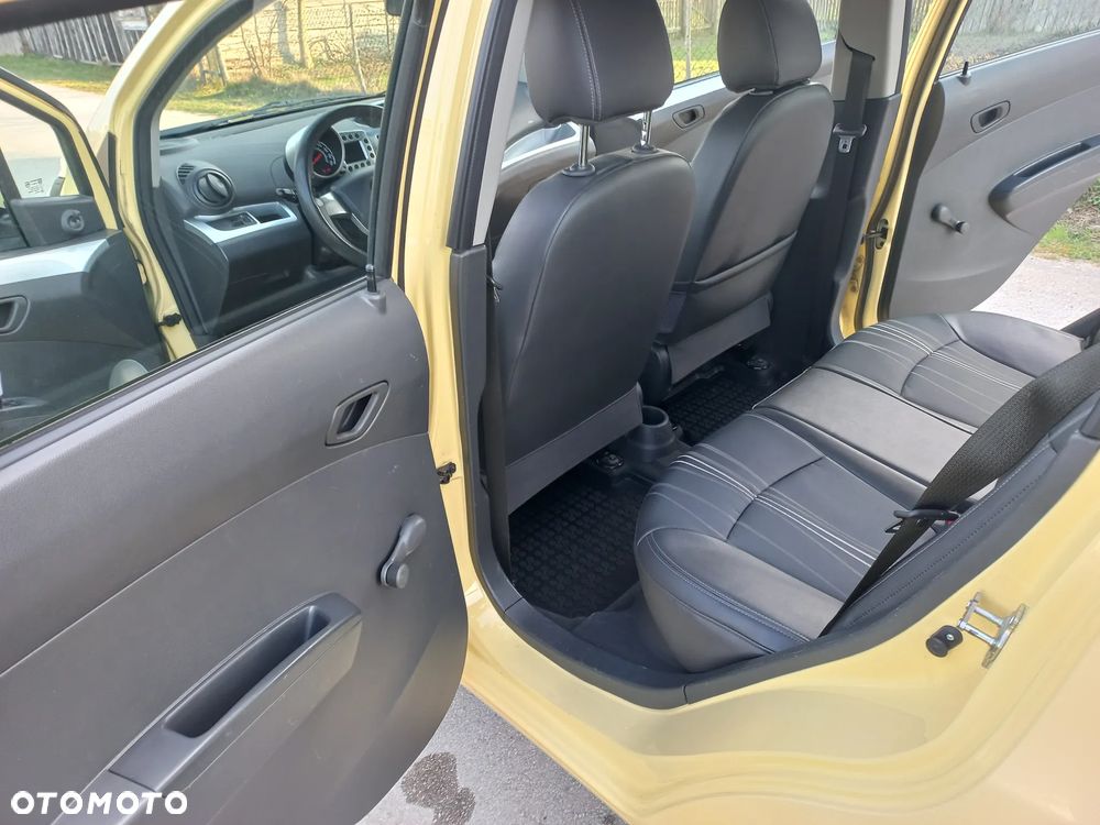 Chevrolet Spark 1.0 - 36