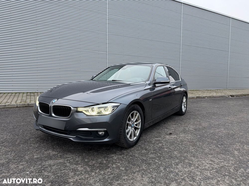 BMW Seria 3 320d Efficient Dynamic Edition Aut. Luxury Line - 3
