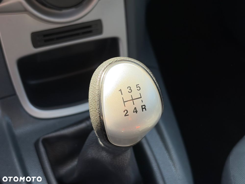 Ford Fiesta 1.25 SYNC Edition - 22