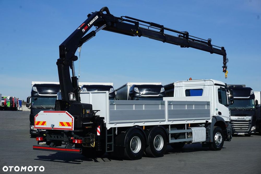 Mercedes-Benz AROCS / 2643 / 6 X 4 / SKRZYNIOWY + HDS / HIAB 228 E – 4 / WYS. 13 M - 5