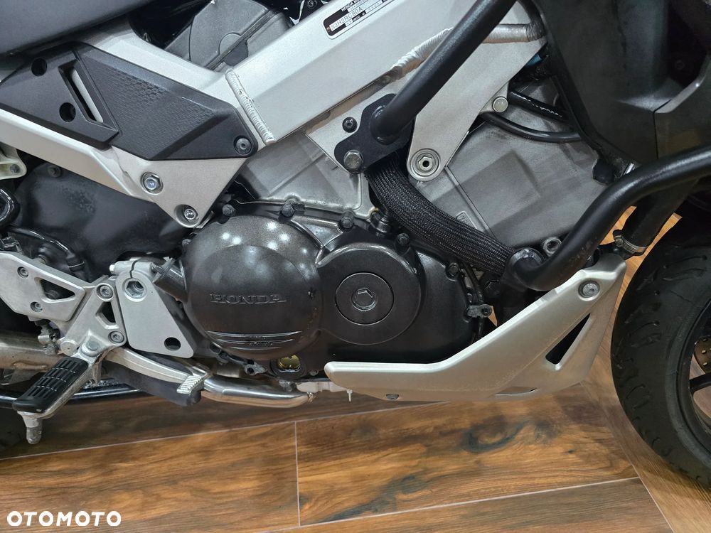 Honda VFR - 24