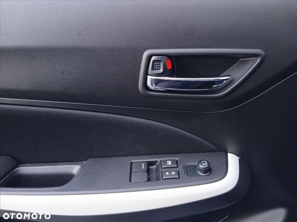 Suzuki Swift 1.2 Dualjet SHVS Premium CVT - 15